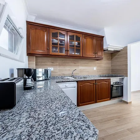 Im On Casa Da Avo * לאגוּ‏ש